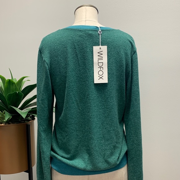 WILDFOX Mistletoe Kisses Sweatshirt - Picture 3 of 6